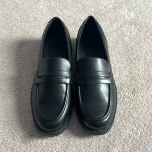 Black GAP loafers never worn outside